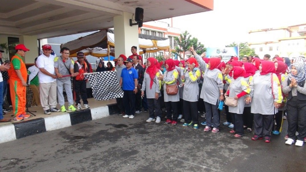 GERAK JALAN SEHAT HUT KORPRI KE-46 TINGKAT KAB.TASIKMALAYA