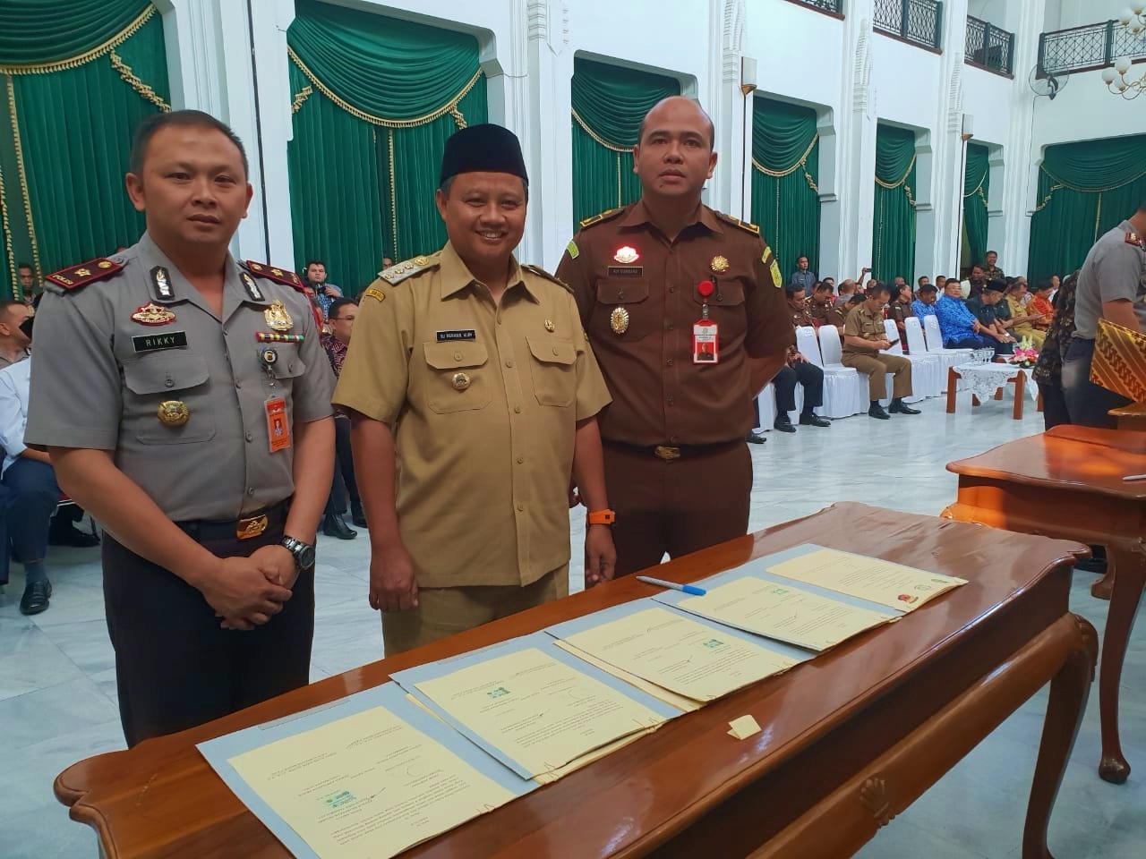 PENANDATANGANAN PERJANJIAN KERJA SAMA KOORDINASI APIP DAN APH