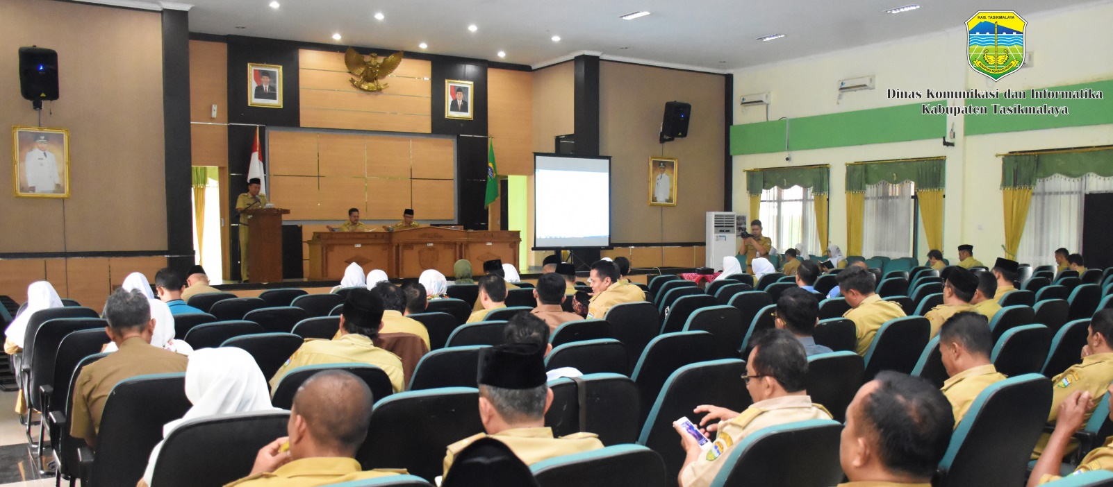 RAPAT EVALUASI DAFTAR INFORMASI PUBLIK (DIP)  PADA SKPD DAN BUMD DI LINGKUNGAN PEMDA KAB.TASIKMALAYA