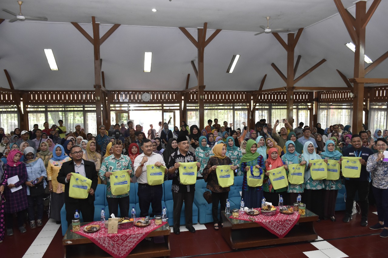 KEMENKOMINFO Mengajak UMKM Kabupaten Tasikmalaya untuk Turut Menggerakkan Usaha E-commerce di Indonesia Melalui Transaksi Online