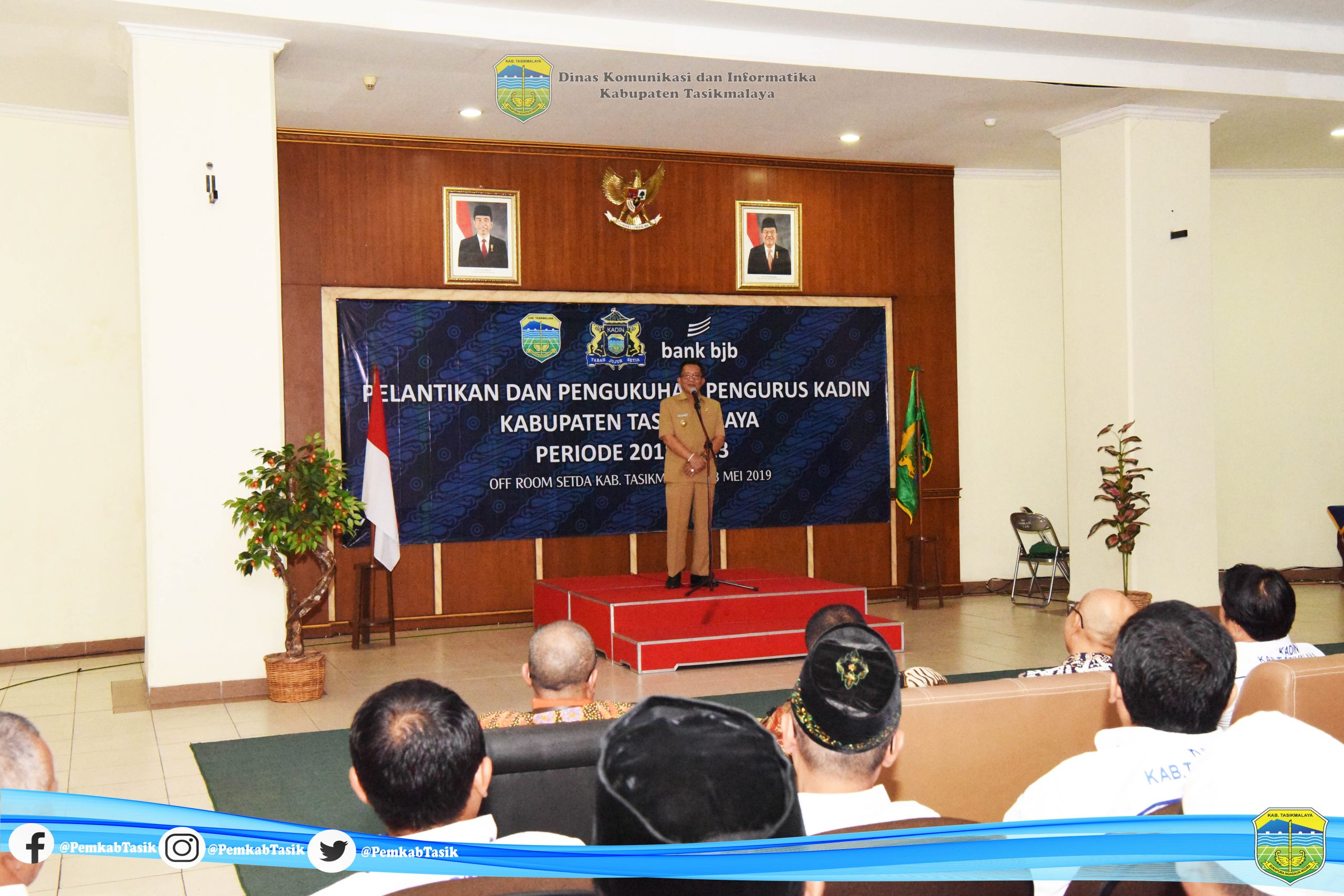 BUPATI MENGHADIRI PENGUKUHAN PENGURUS KADIN KABUPATEN TASIKMALAYA PERIODE 2018-2023 SEKALIGUS MEMBUKA RAMADHAN EXPO 2019