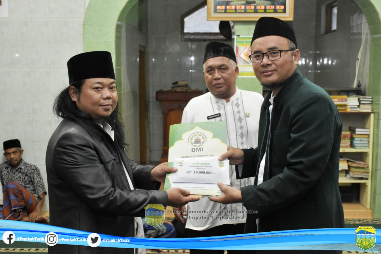 BUPATI TASIKMALAYA DEKLARASIKAN GERAKAN SADAR ZAKAT