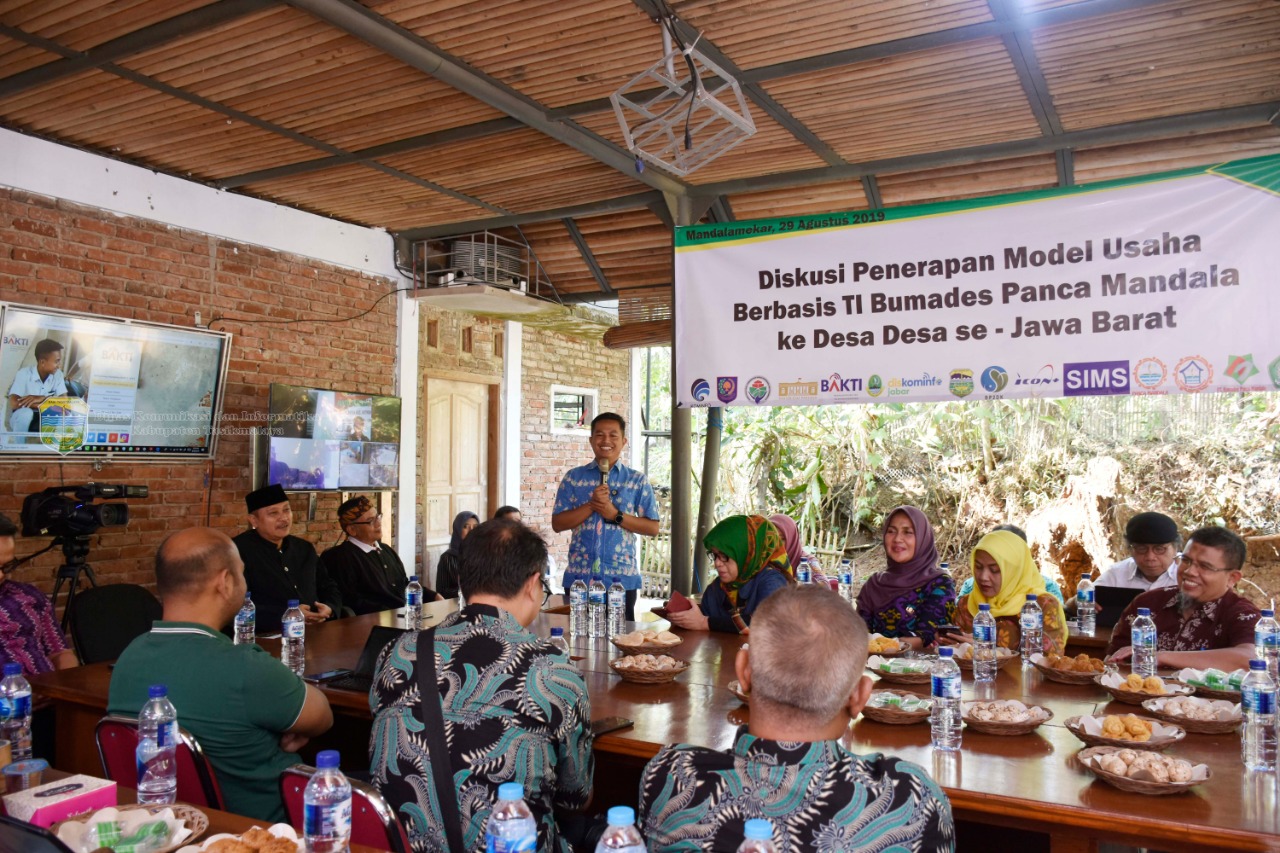 PEMANFAATAN TEKNOLOGI INFORMASI BUMADES PANCA MANDALA MENJADI PERCONTOHAN BAGI KABUPATEN/KOTA DI JAWA BARAT