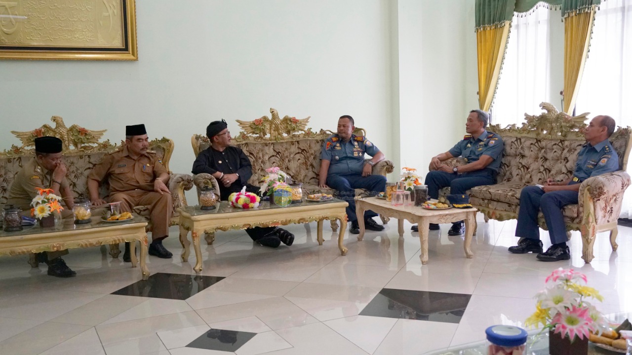 BUPATI TASIKMALAYA TERIMA KUNJUNGAN DANLANAL