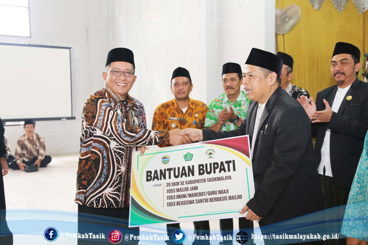 BUPATI TASIKMALAYA MEMBUKA GEBYAR DMI ZONA IV DAN PAPARKAN SEDERET PROGRAM UNGGULAN PEMERINTAH
