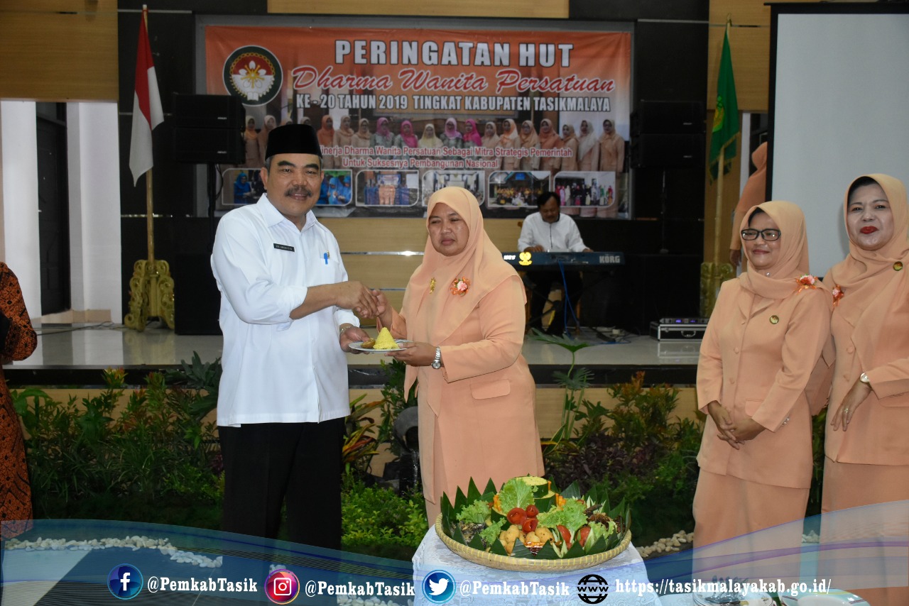 PERINGATAN HUT DHARMA WANITA PERSATUAN KE-20 TINGKAT KAB. TASIKMALAYA