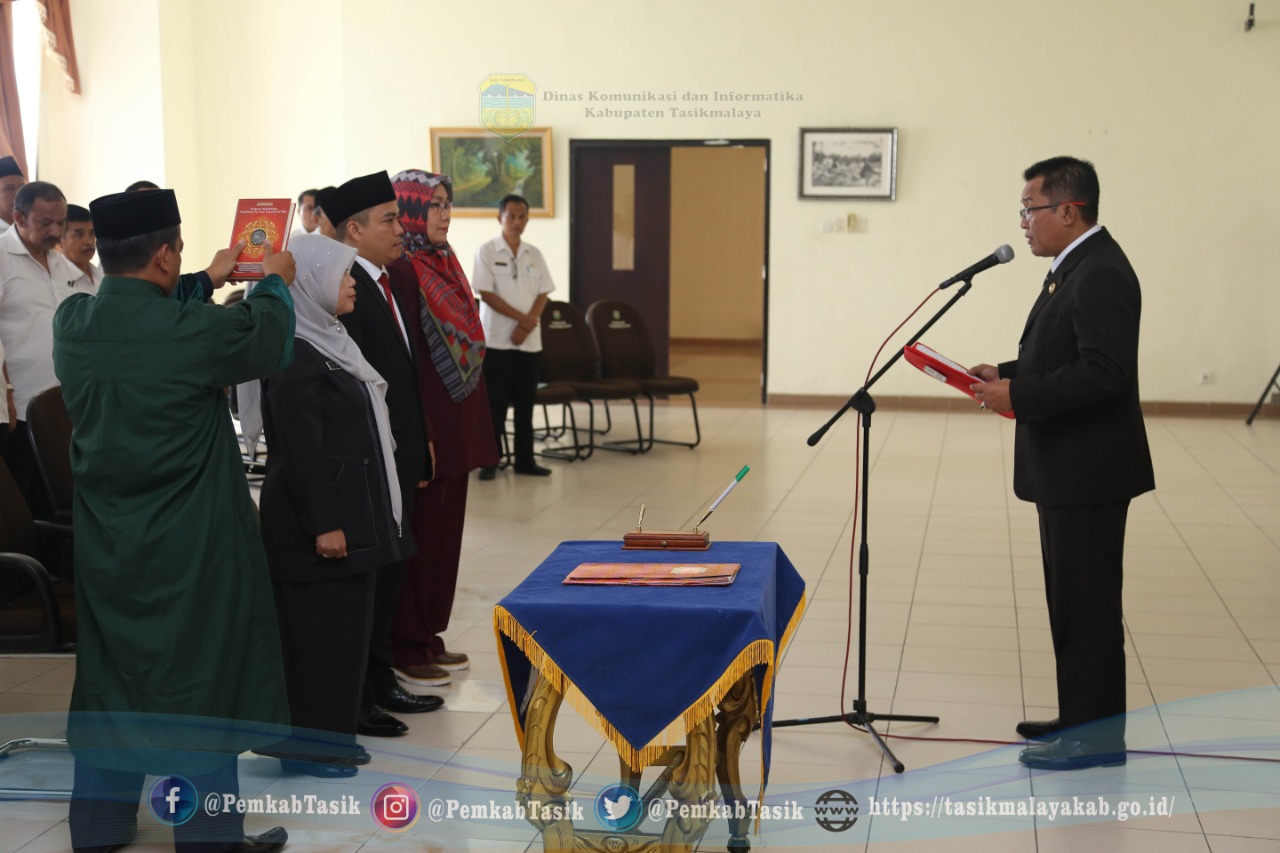 BUPATI TASIKMALAYA LANTIK DEWAN PENGAWAS PDAM TIRTASUKAPURA PERIODE 2019 – 2023