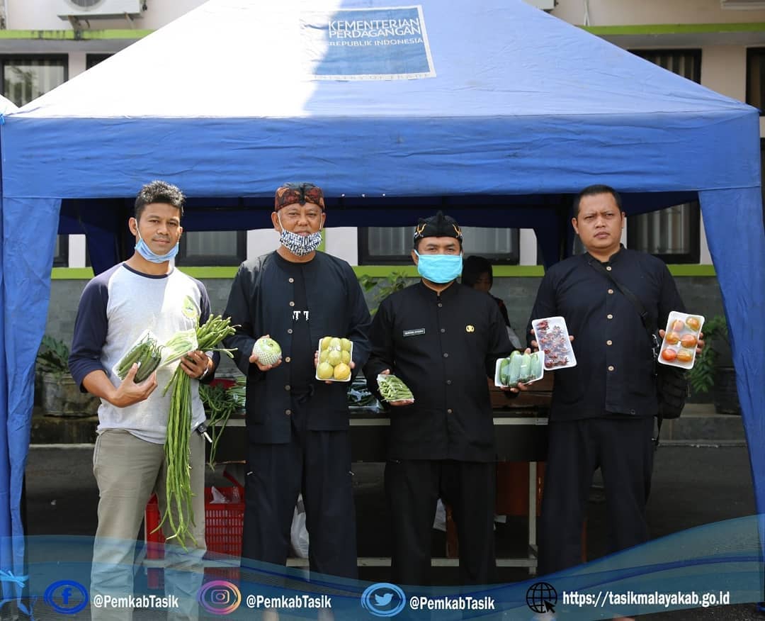 PEMDA KAB. TASIKMALAYA GELAR PASAR MURAH SEBAGAI ANTISIPASI COVID-19