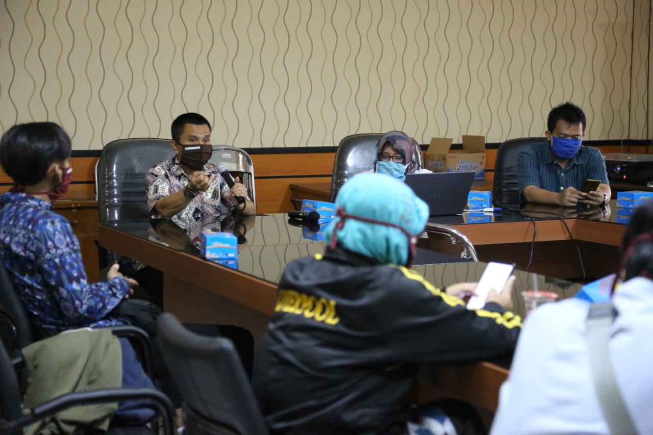 DISKOMINFO KAB. TASIKMALAYA ADAKAN SOSIALISASI EDUKASI COVID19 UNTUK KELOMPOK INFORMASI MASYARAKAT
