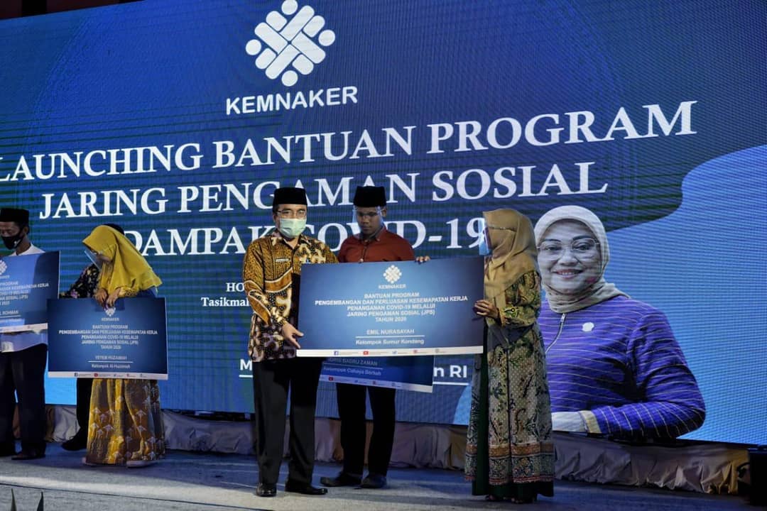 SEKDA KAB TASIKMALAYA HADIRI LAUNCHING BANTUAN PROGRAM JARINGAN PENGAMAN SOSIAL DAMPAK COVID-19