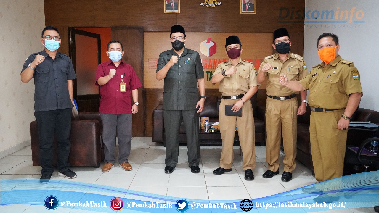KUNJUNGAN PJS. BUPATI TASIKMALAYA KE KPU DAN BAWASLU