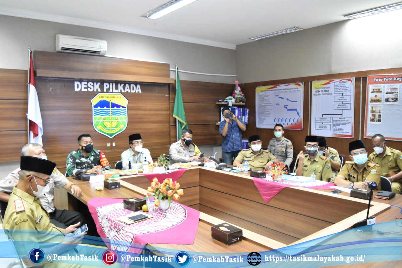 VIRTUAL MEETING KOMITE KEBIJAKAN PENANGANAN COVID-19 DAN PEMULIHAN EKONOMI DAERAH