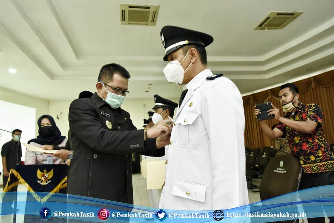 PELANTIKAN PJS KEPALA DESA