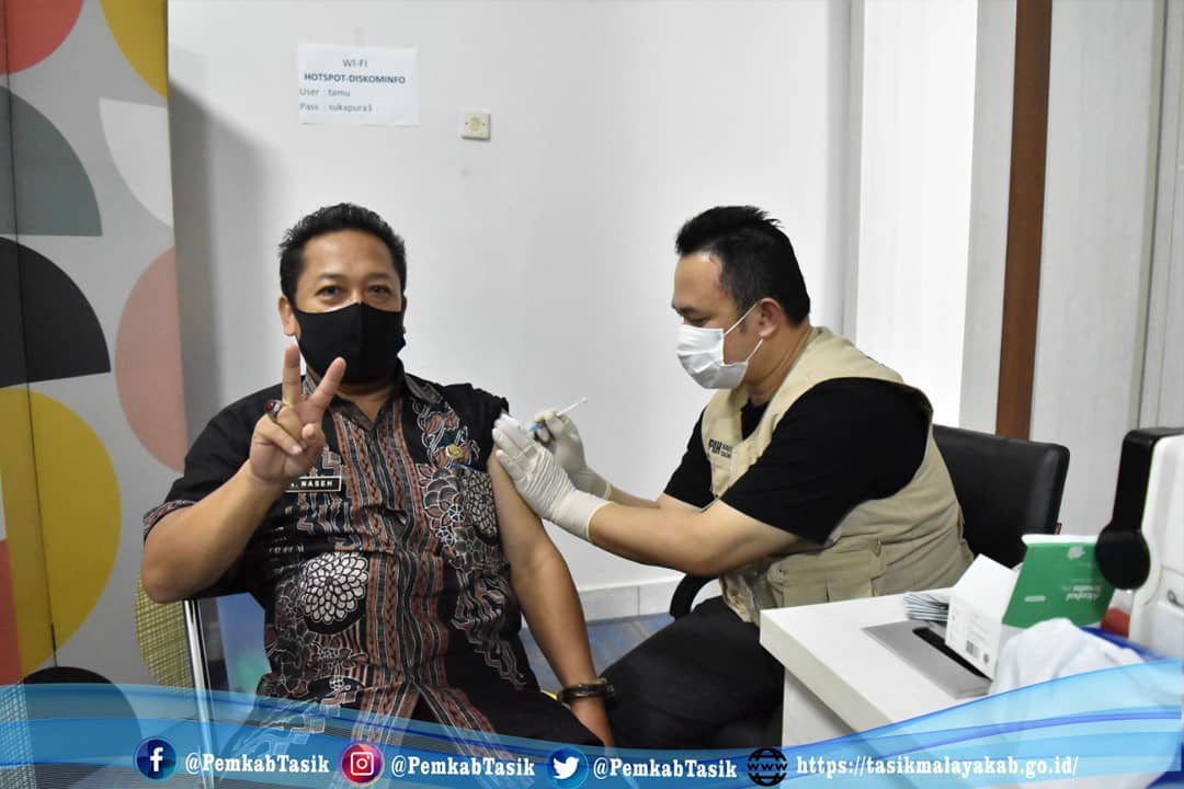 DISKOMINFO KERJASAMA DENGAN DKPP VAKSINASI COVID-19 KE-2 UNTUK ASN DAN AWAK MEDIA