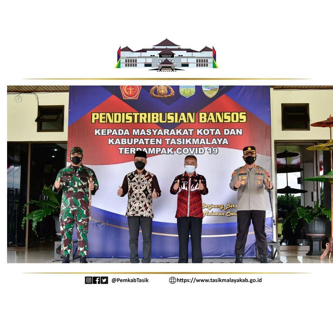 WABUP CECEP HADIRI PENDISTRIBUSIAN BANSOS DARI PRESIDEN RI