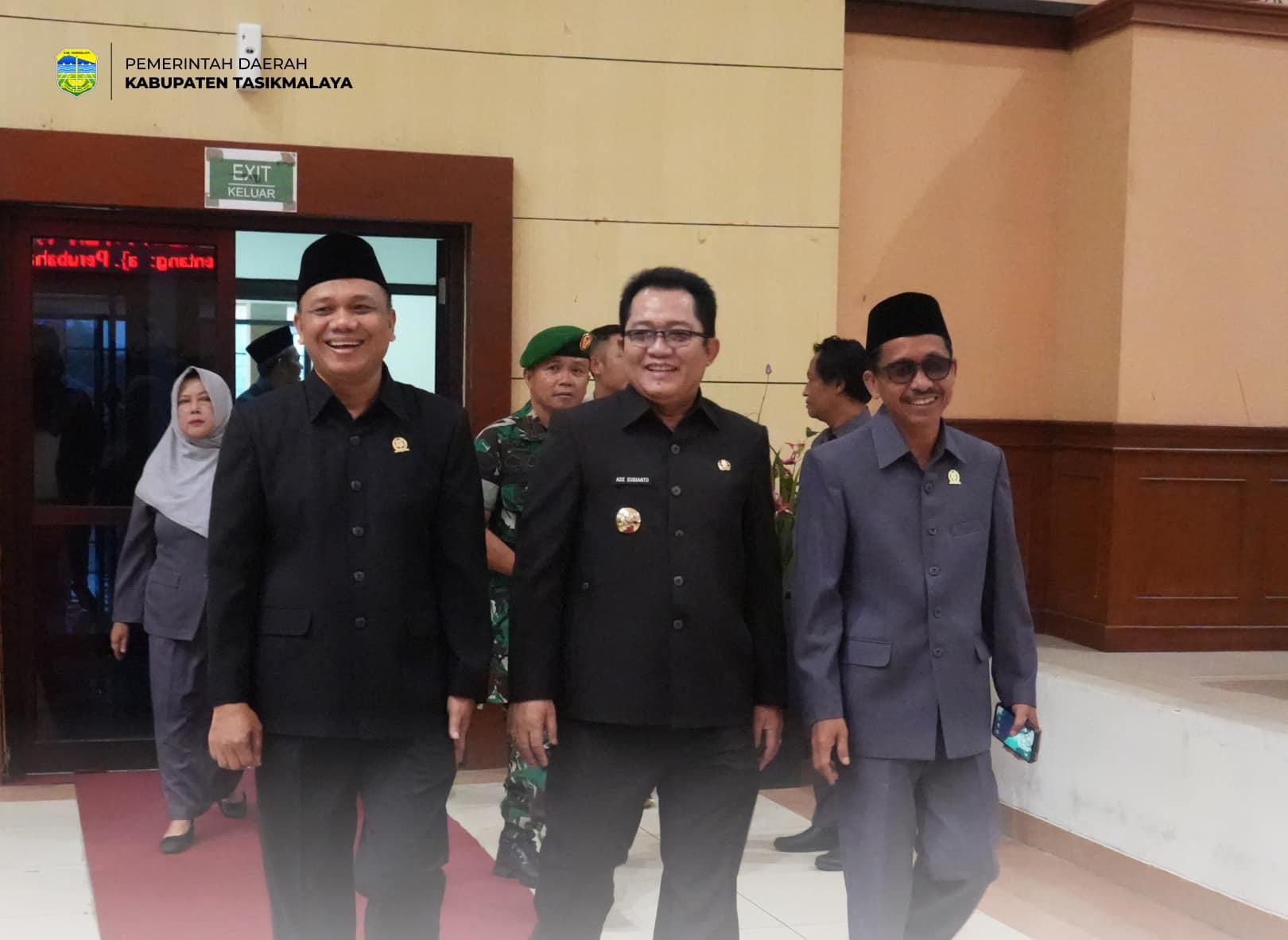 Bupati Ade Sugianto Hadiri Rapat Paripurna DPRD