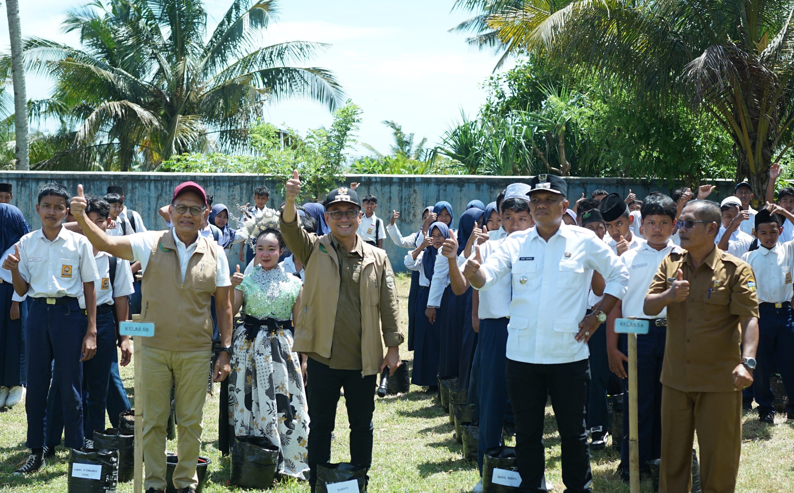 Program Satu Siswa Satu Pohon Diluncurkan, Bupati Tasikmalaya Dorong Swasembada Pangan Berbasis Sekolah