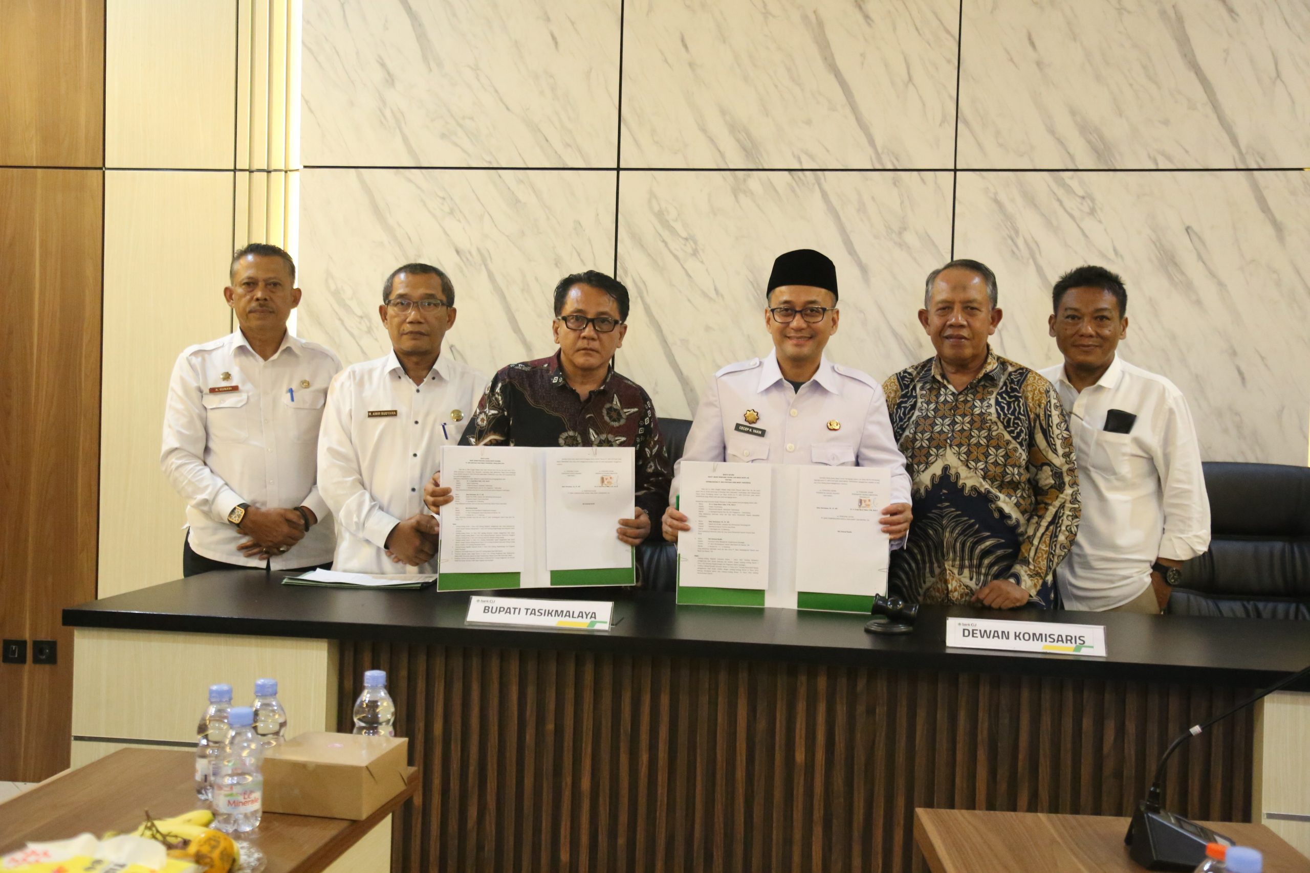 Bupati Cecep Dorong Bpr Cipatujah Jadi Mitra Strategis Masyarakat