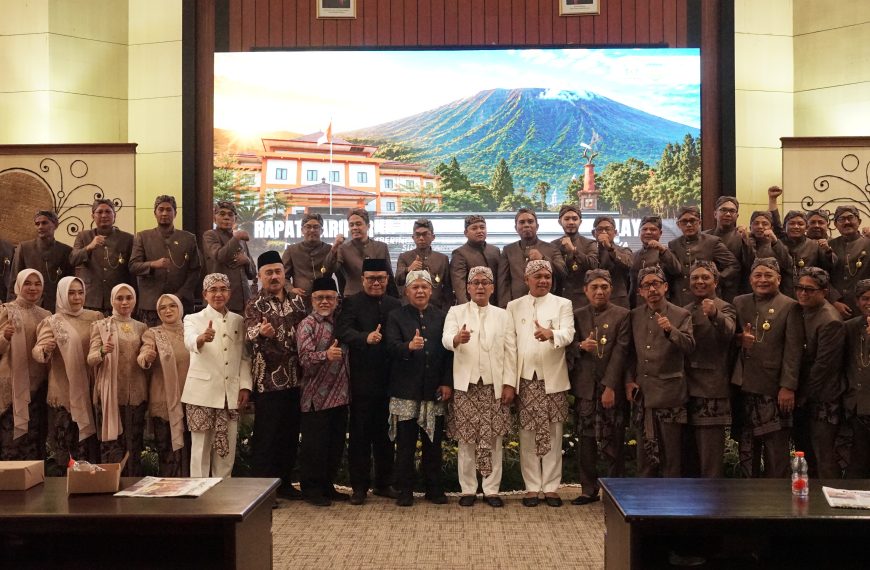 Sidang Paripurna Istimewa DPRD Dalam Rangka Peringatan Hari&hellip;