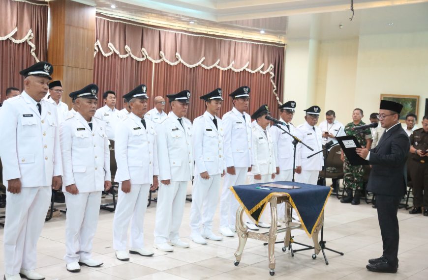 Bupati Tasikmalaya Lantik 9 Kepala Desa, Tekankan Kepemimpinan&hellip;