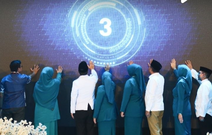 HKG Ke-54 Kabupaten Tasikmalaya,

TP PKK Berhasil Luncurkan  Apliaksi SIPATEN Dan Dua Karya Ketua TP PKK